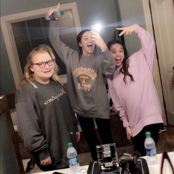 Meet your Posher, Annsley - Picture 1 of 1